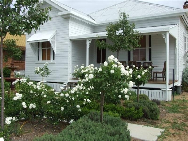 50 WOOD ST, Warwick QLD 4370