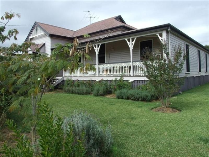 34 Fitzroy St, Warwick QLD 4370