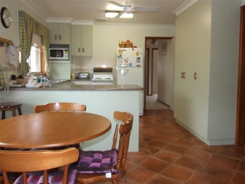 18 Douglas St, Warwick QLD 4370