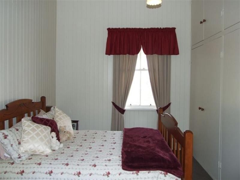 15 PERCY ST, Warwick QLD 4370