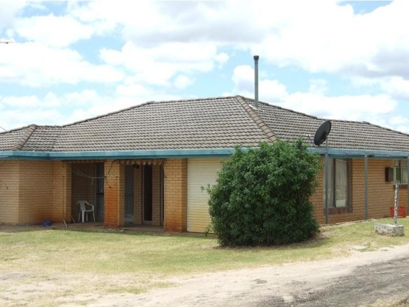 48 – 56 East St, Warwick QLD 4370