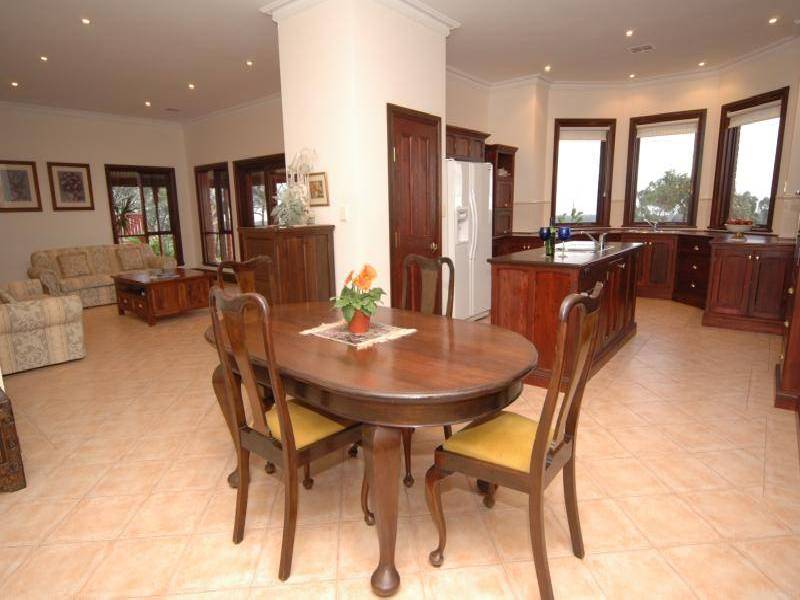 1 GULFVIEW DRIVE, Chandlers Hill SA 5159