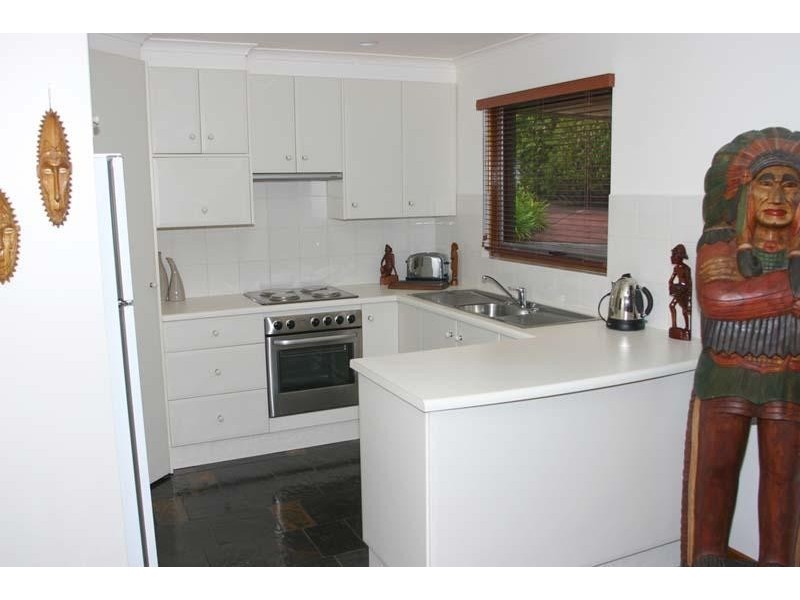 6 ELMGROVE STREET, Aberfoyle Park SA 5159