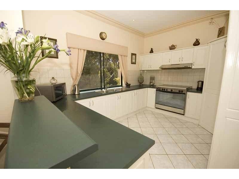 9 NICHOLAS WALK, Aberfoyle Park SA 5159