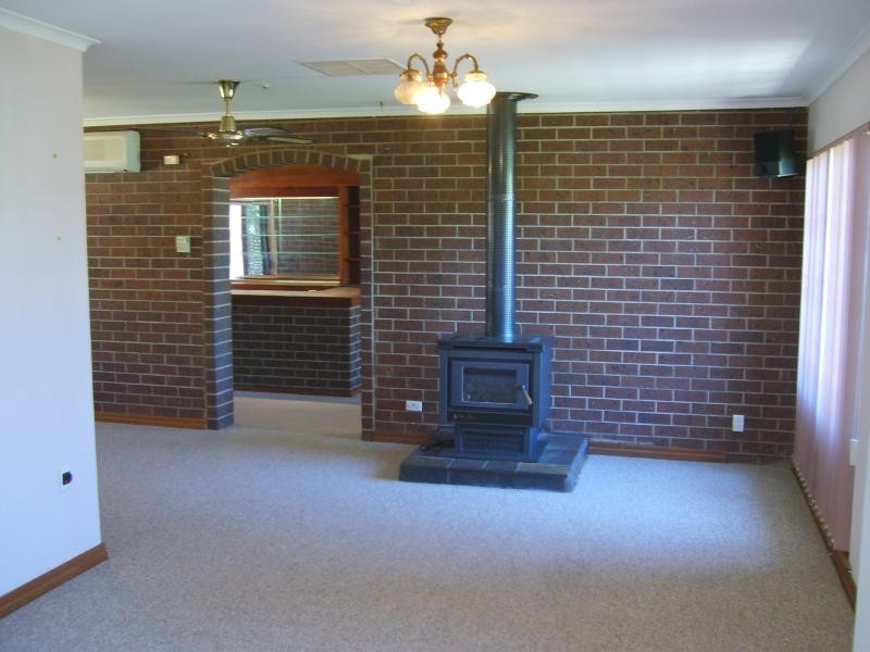 25 CAPRICE STREET, Hallett Cove SA 5158