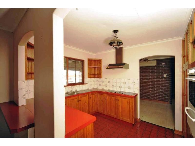 25 CAPRICE STREET, Hallett Cove SA 5158