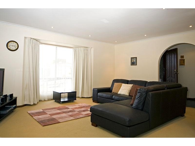 21 DELTA CRESCENT, Aberfoyle Park SA 5159