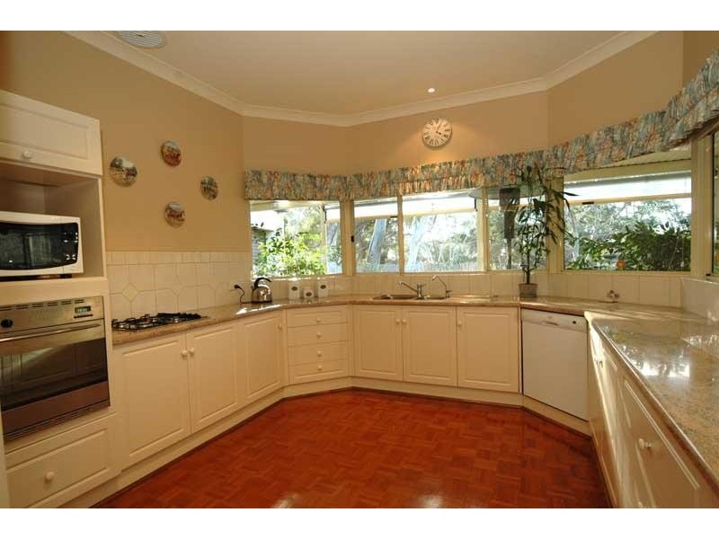 17 MARGARET CUTTEN GROVE, Aberfoyle Park SA 5159