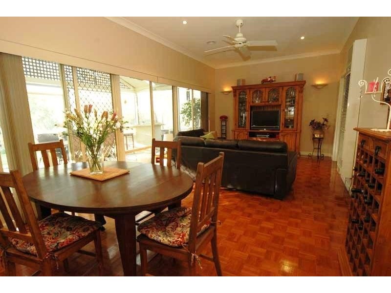 17 MARGARET CUTTEN GROVE, Aberfoyle Park SA 5159