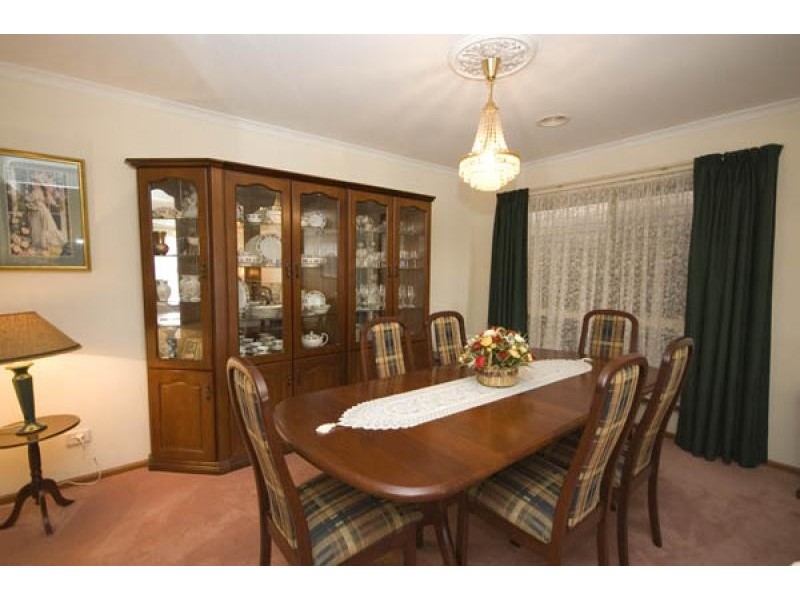 8 JORDAN COURT, Aberfoyle Park SA 5159