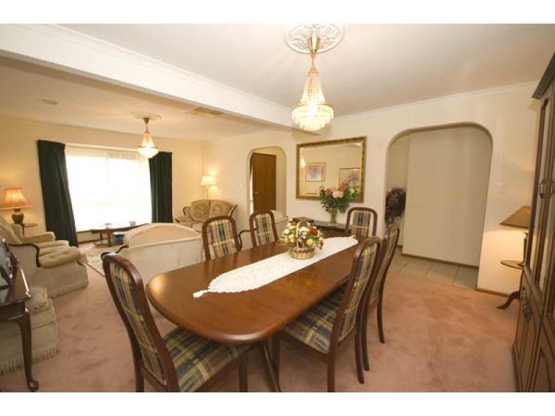 8 JORDAN COURT, Aberfoyle Park SA 5159
