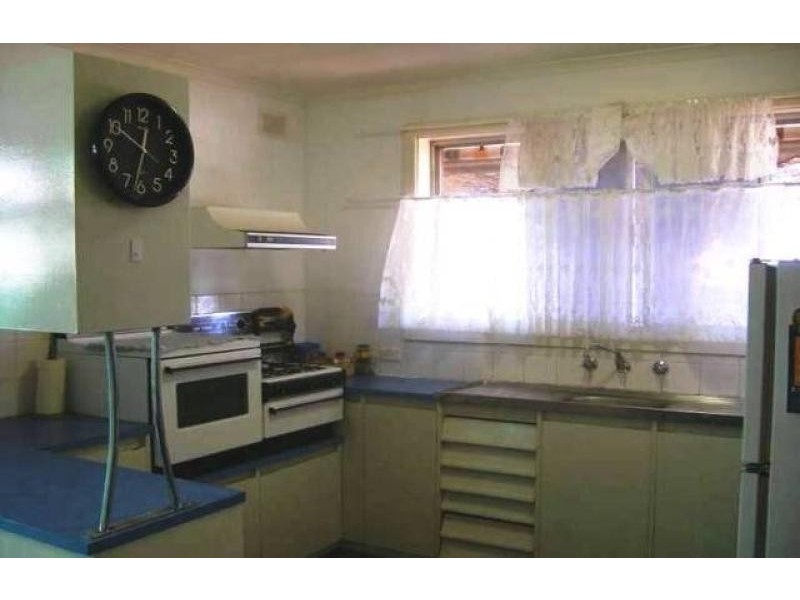 24 Gretel  Crescent, Hallett Cove SA 5158