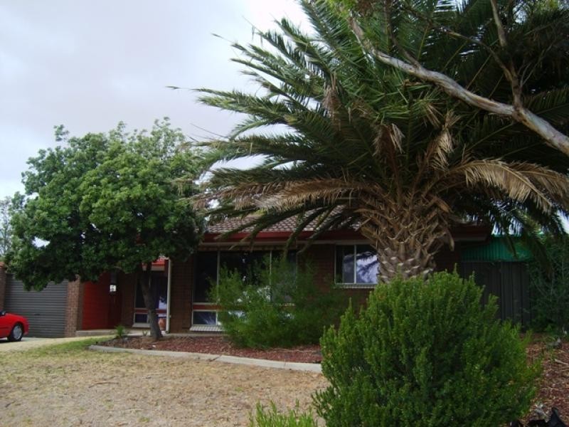 24 Gretel  Crescent, Hallett Cove SA 5158