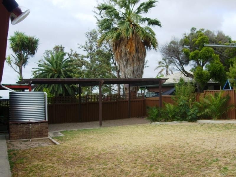 24 Gretel  Crescent, Hallett Cove SA 5158