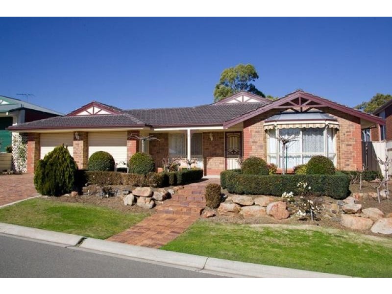 2 Nicholas Walk, Aberfoyle Park SA 5159