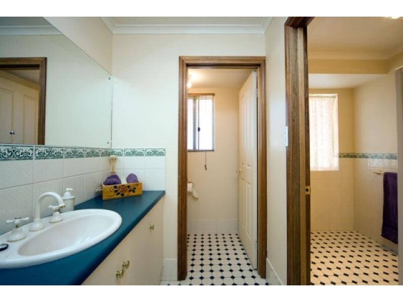 2 Nicholas Walk, Aberfoyle Park SA 5159