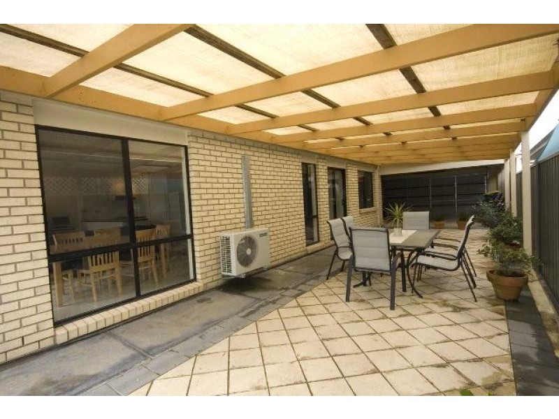 26 Pinnacle Crescent, Flagstaff Hill SA 5159