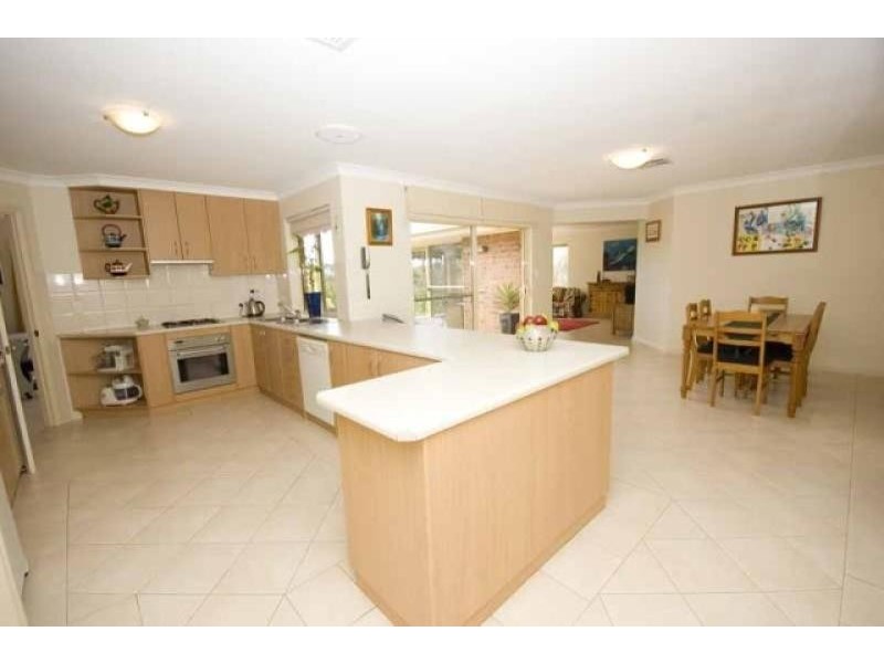 3 Jerilderie Drive, Happy Valley SA 5159