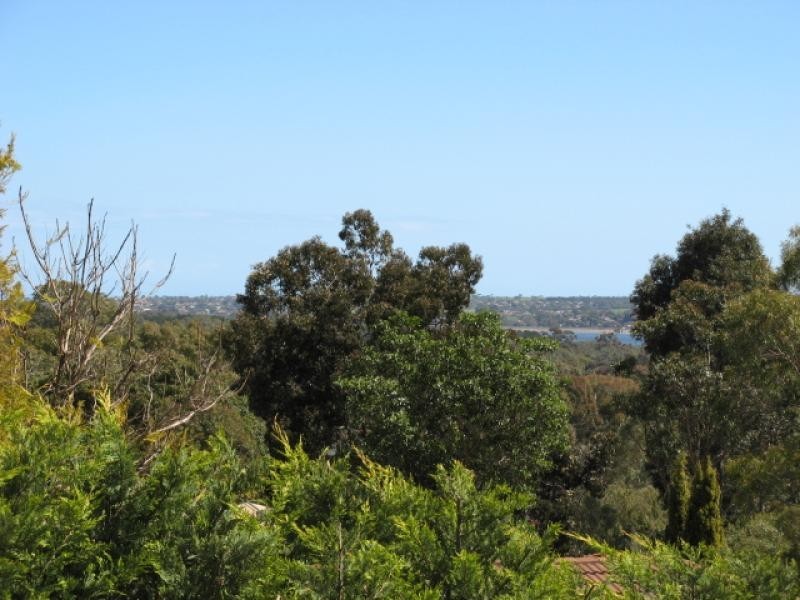 3 Jerilderie Drive, Happy Valley SA 5159