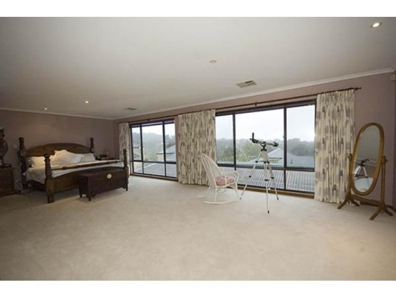 11 Tamarind Walk, Aberfoyle Park SA 5159