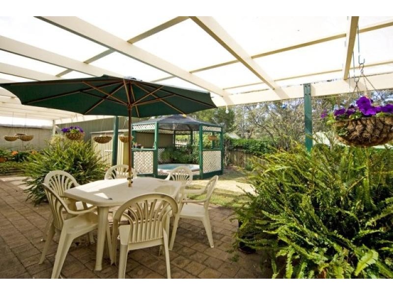 24 Fraser Avenue, Happy Valley SA 5159