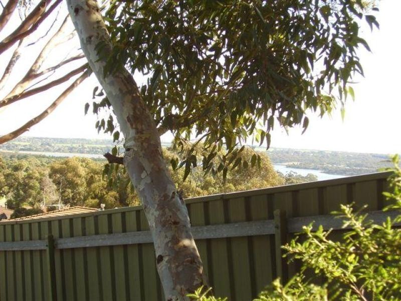 5 Alpine Road, Happy Valley SA 5159