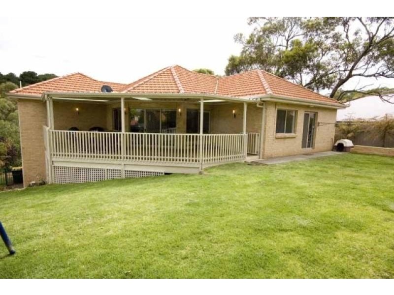 1 Peppermint Grove, Aberfoyle Park SA 5159