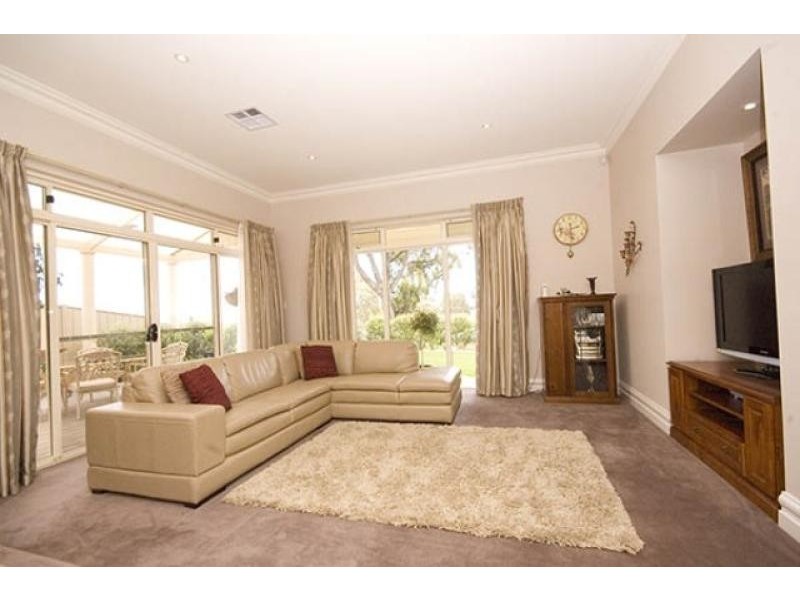 18 Blackwood Park Boulevard, Craigburn Farm SA 5051