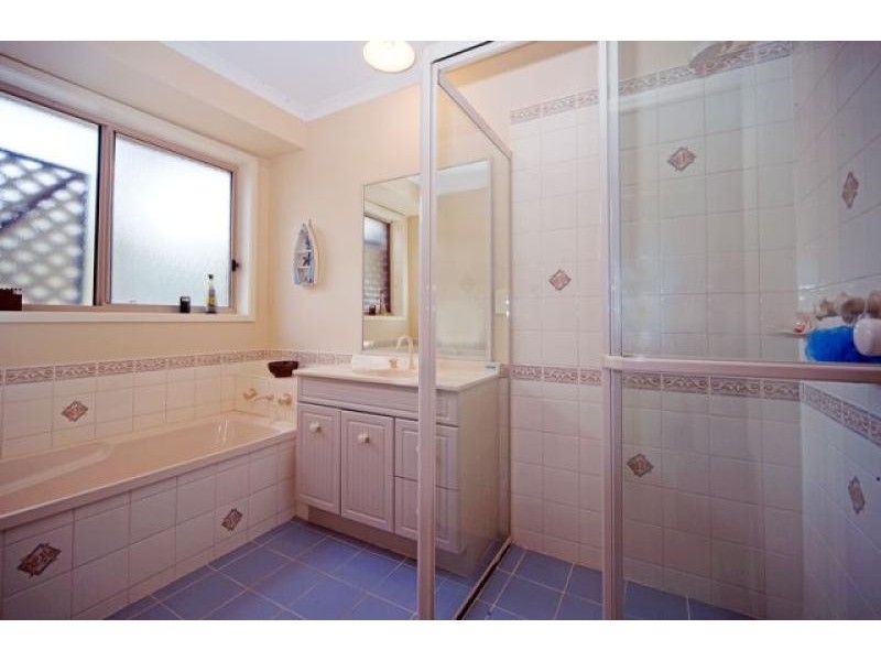 47 Greenfield Rise, Aberfoyle Park SA 5159