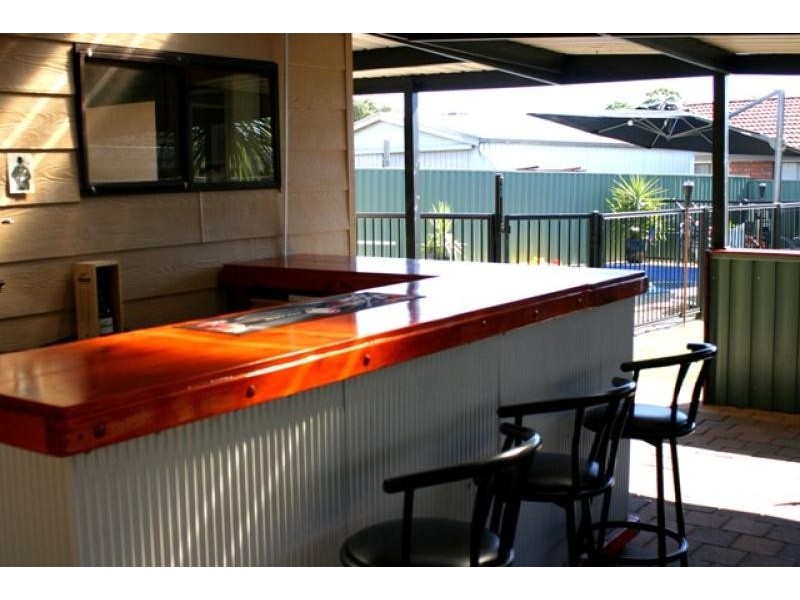 3 Allman Avenue, Woodcroft SA 5162