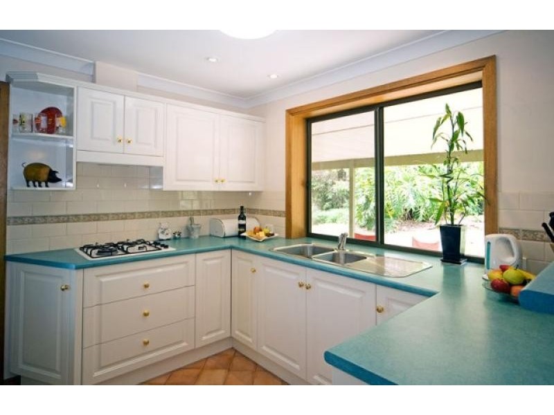 16 Ernest Crescent (Corner of Lawson Avenue), Happy Valley SA 5159