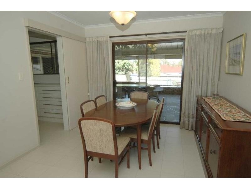 10 Roxanne Street, Happy Valley SA 5159