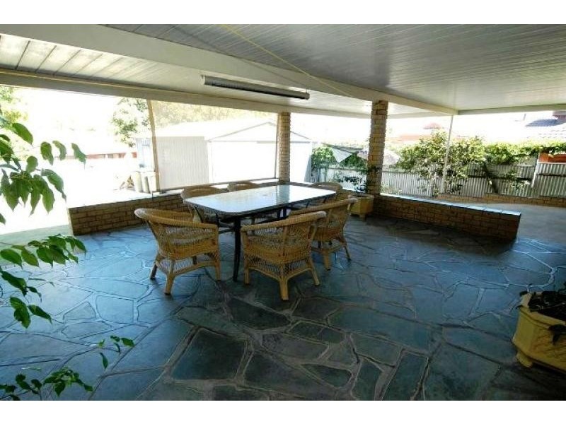 10 Roxanne Street, Happy Valley SA 5159