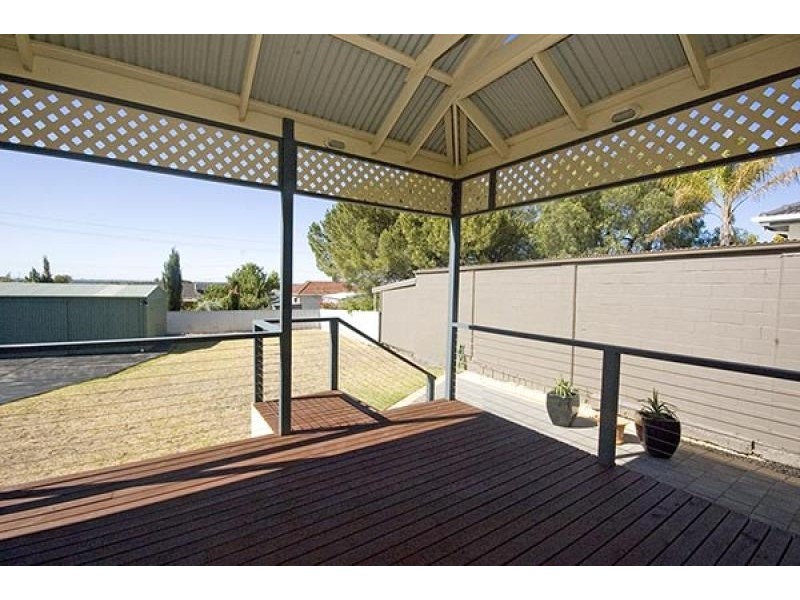 25 Chandada Street, Seaview Downs SA 5049