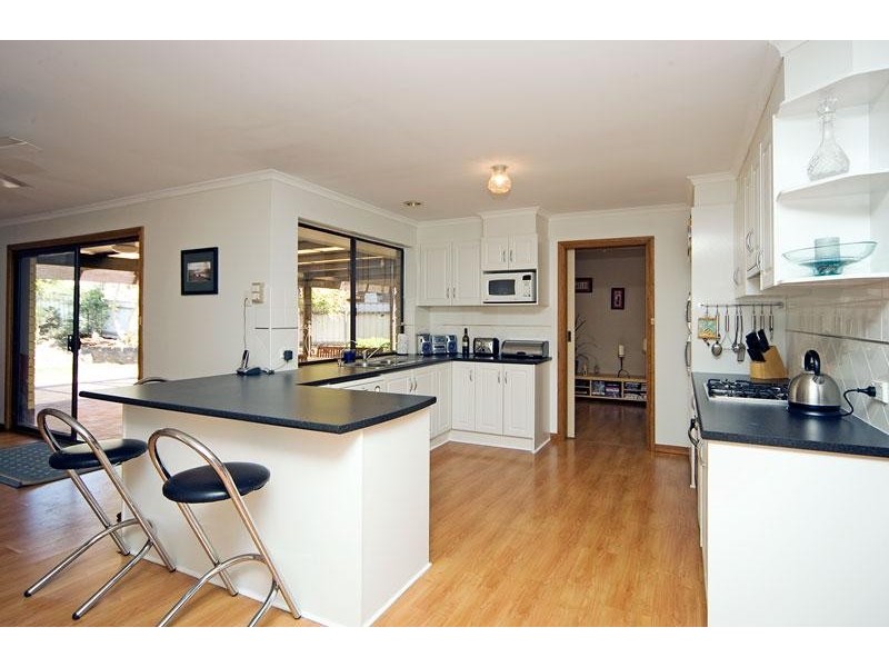 36 Jade Crescent, Happy Valley SA 5159