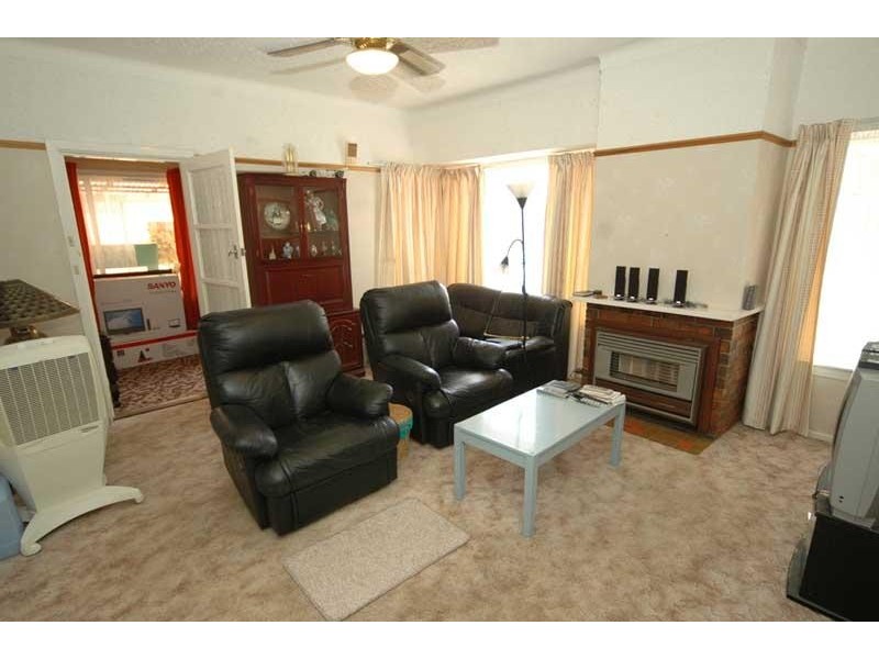26 Sutton Avenue, Seacombe Gardens SA 5047