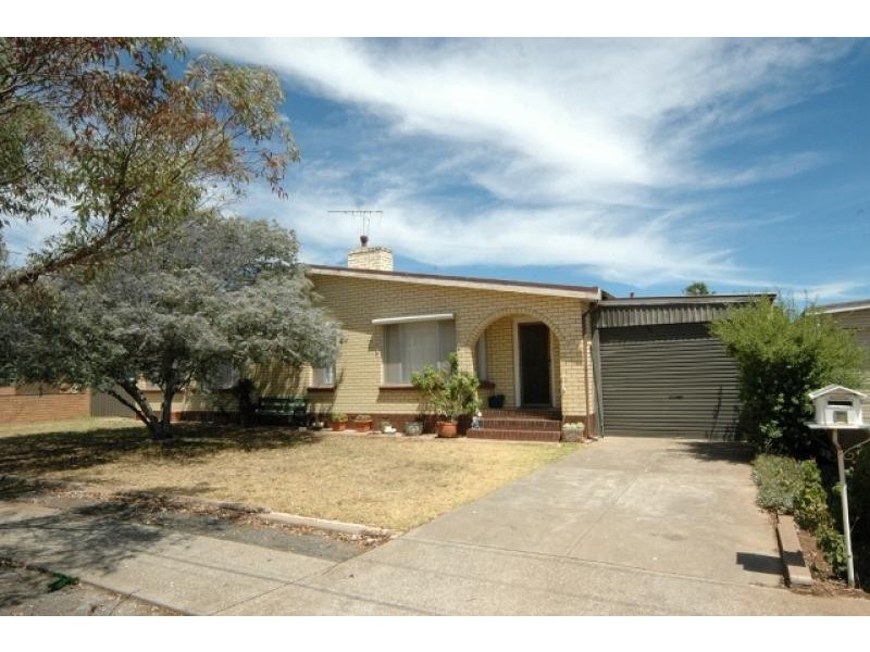 26 Sutton Avenue, Seacombe Gardens SA 5047