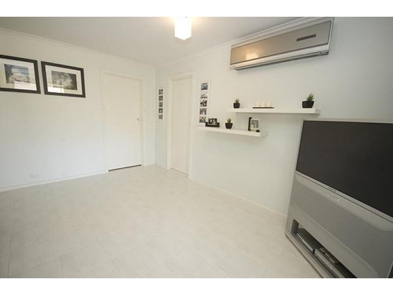 14 Cornwall Court, Woodcroft SA 5162