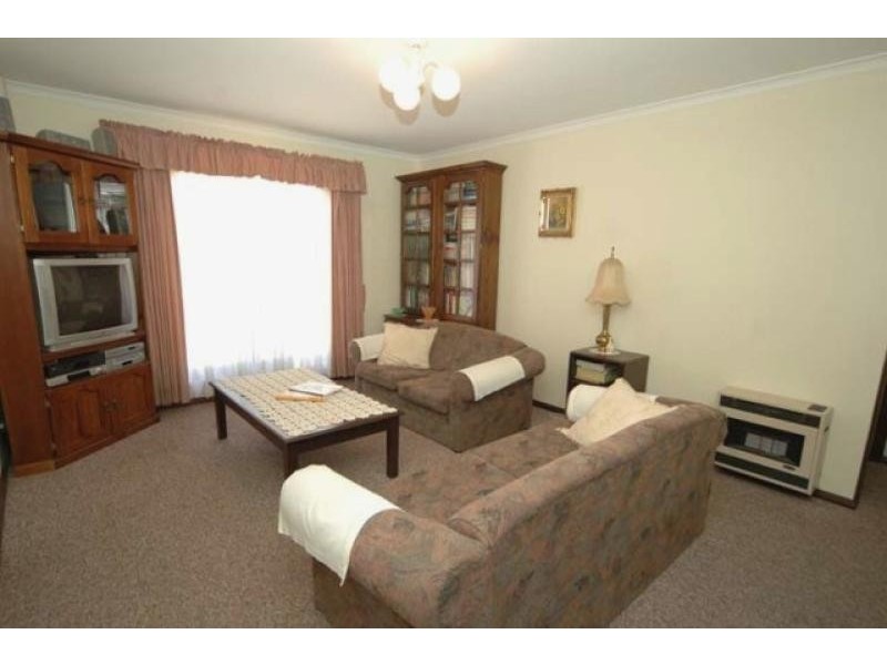 15 Pamela Street, Happy Valley SA 5159