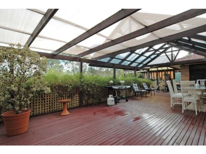 9 Jerilderie Drive, Happy Valley SA 5159