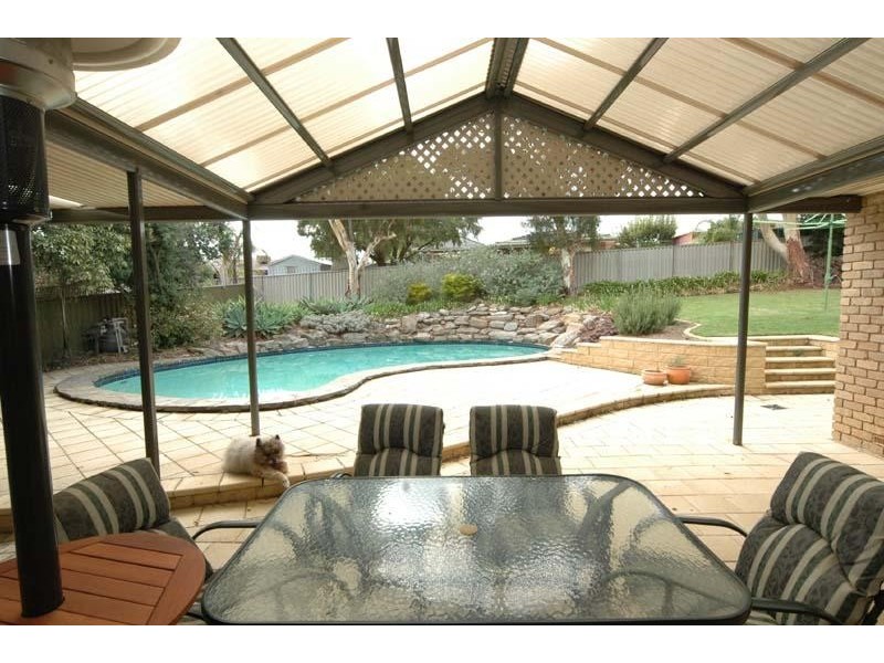 11 Nickel Drive, Aberfoyle Park SA 5159