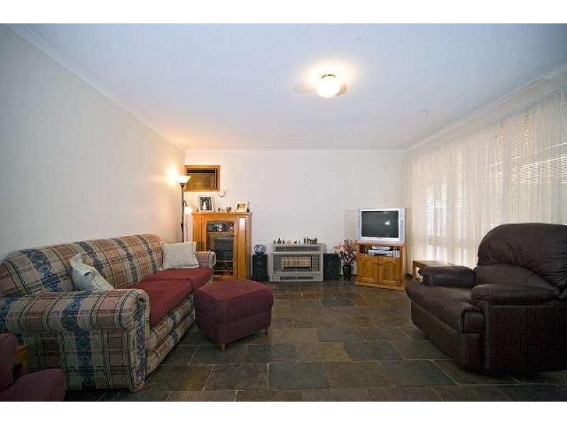 21 Topaz Drive, Flagstaff Hill SA 5159