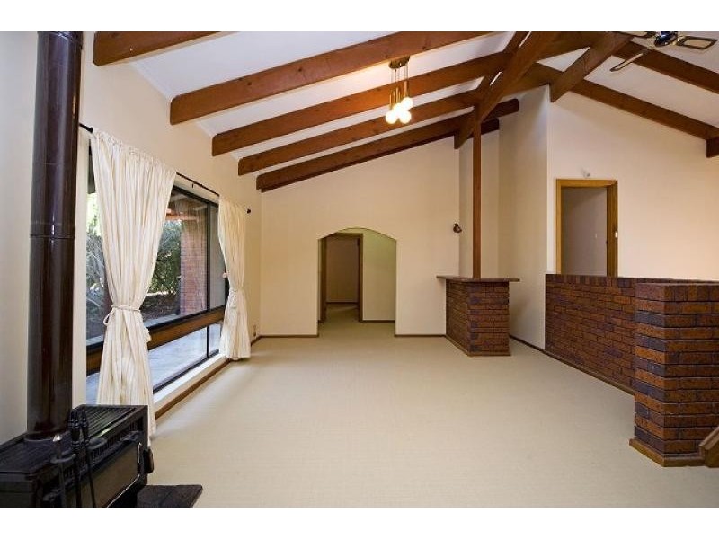 67 Sunnymeade Drive, Aberfoyle Park SA 5159