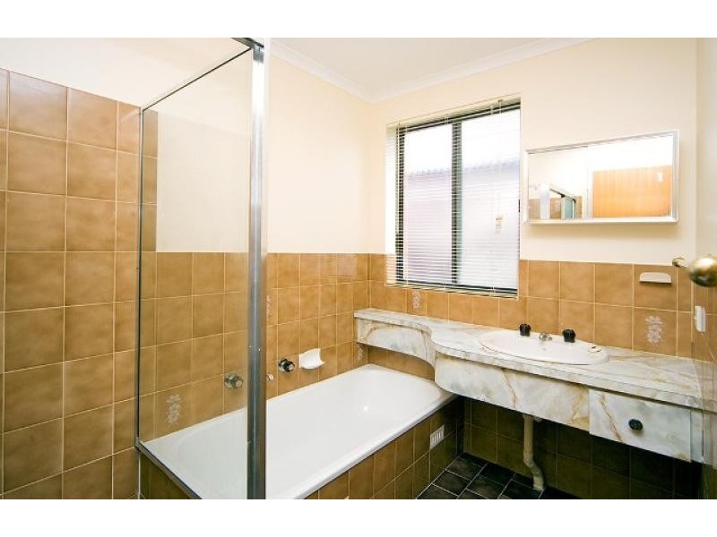 67 Sunnymeade Drive, Aberfoyle Park SA 5159