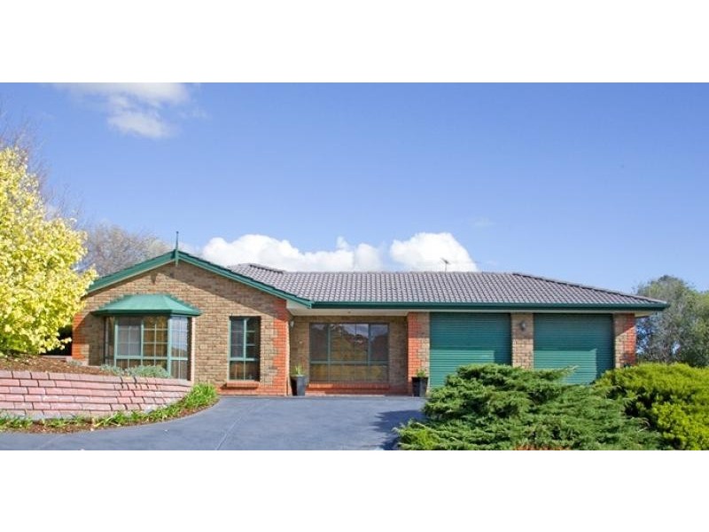 8 Coachwood Drive, Aberfoyle Park SA 5159