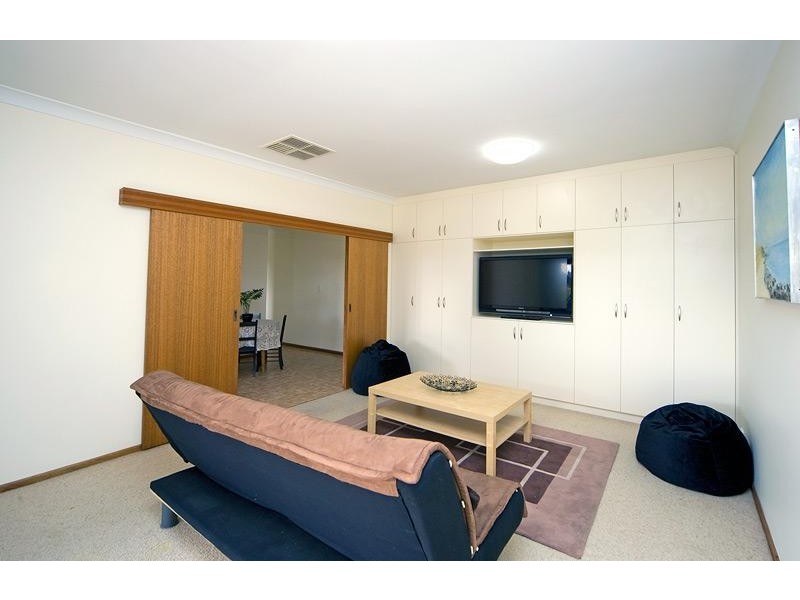 8 Coachwood Drive, Aberfoyle Park SA 5159