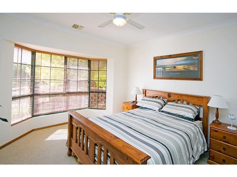 8 Coachwood Drive, Aberfoyle Park SA 5159