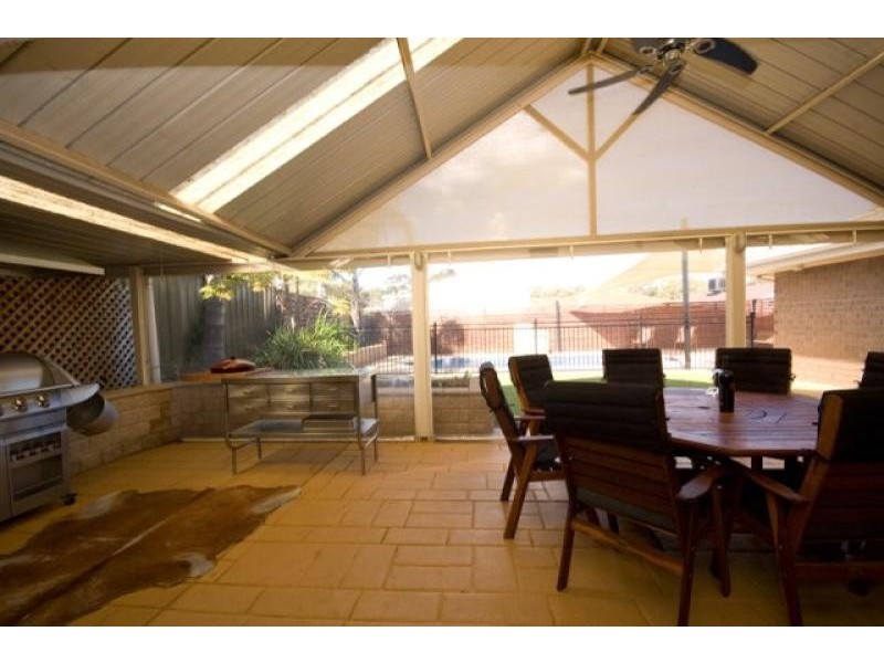 36 Sun Crescent, Happy Valley SA 5159