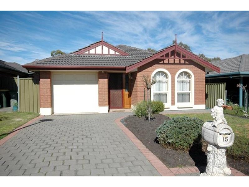 15 McCormack Crescent, Woodcroft SA 5162
