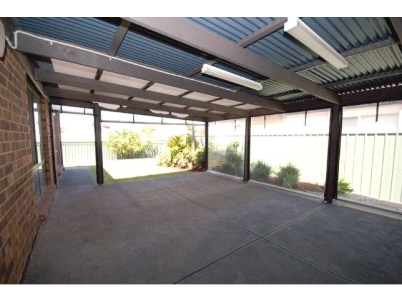 10 Taylors Road West, Aberfoyle Park SA 5159